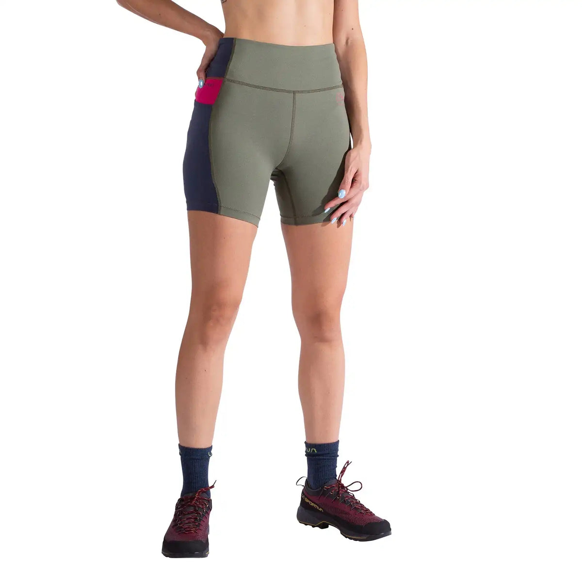 Cosmosis 6 Inch Shorts Women's
